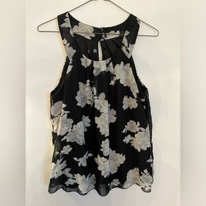 IZ BYER SCOOP NECK SLEEVELESS TOP